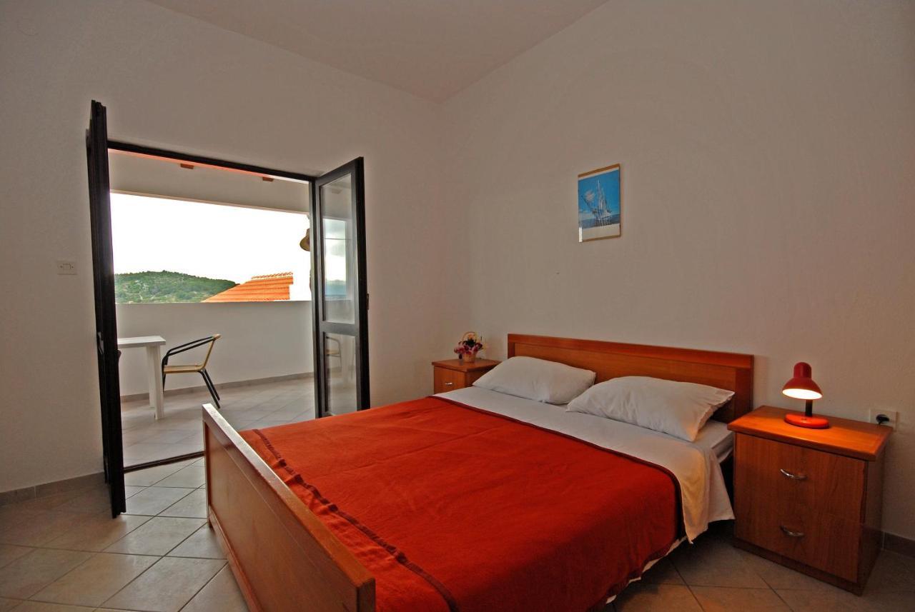 Apartments And Rooms With A Swimming Pool Kali, Ugljan - 14083 Bagian luar foto