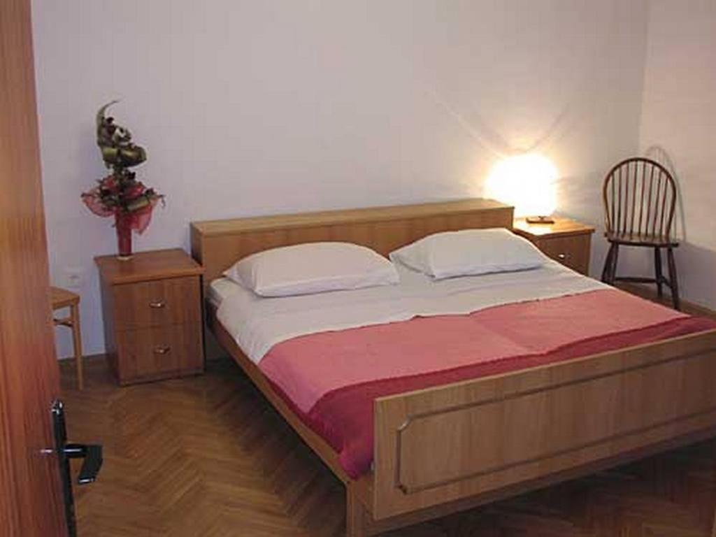 Apartments And Rooms With A Swimming Pool Kali, Ugljan - 14083 Bagian luar foto